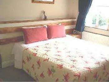 Hotel Flyover Bed And Breakfast Dublin