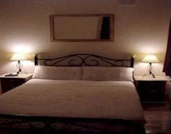 Flyover Bed And Breakfast Dublin 0*,  Irsko