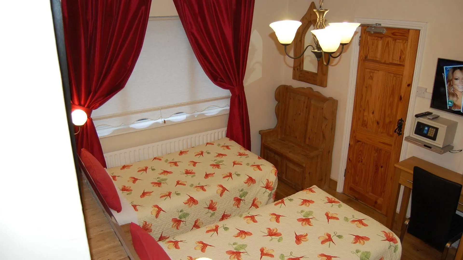 Flyover Bed And Breakfast Dublin Hotel