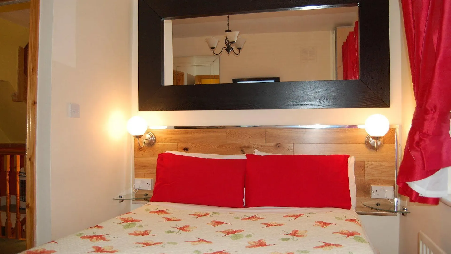 Flyover Bed And Breakfast Dublin